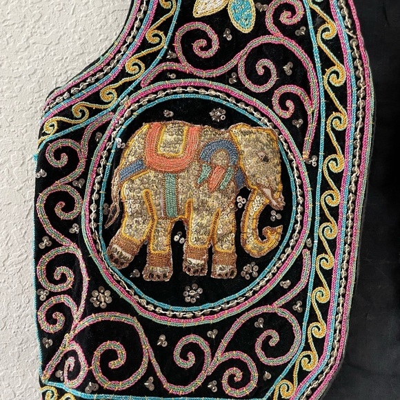 Vintage Bohemian Kalaga Burmese Sequin Elephant Vest - Picture 3 of 7